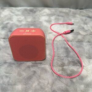 Sonix Pink Bluetooth speaker